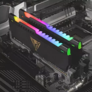 PATRIOT BARETTE MEMOIRE V4S RGB 8G 3200MHZ CL18