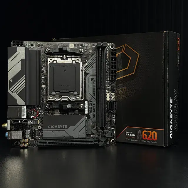 gigabyte-a620i-ax-1
